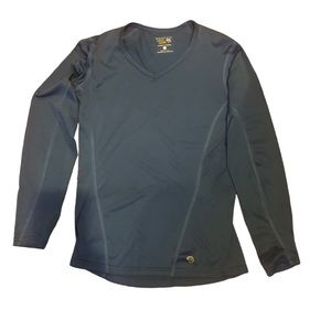 Mountain HardWear Women’s Size S/P Long Sleeve top.